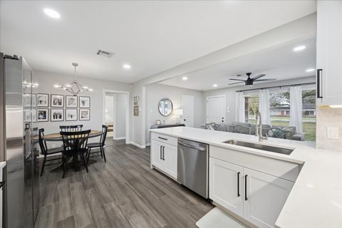 Tiny photo for 9002 Friendship Road, Houston, TX 77080 (MLS # 29036343)