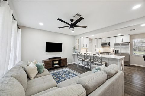 Tiny photo for 9002 Friendship Road, Houston, TX 77080 (MLS # 29036343)