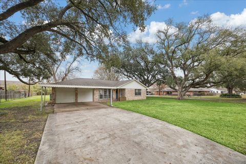 Tiny photo for 9002 Friendship Road, Houston, TX 77080 (MLS # 29036343)