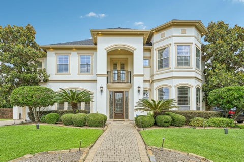 Photo of 1611 Copperas Cove, Houston, TX 77077 (MLS # 10332130)