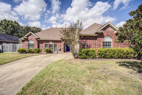Photo of 20038 Telegraph Square Lane, Katy, TX 77449 (MLS # 89491560)