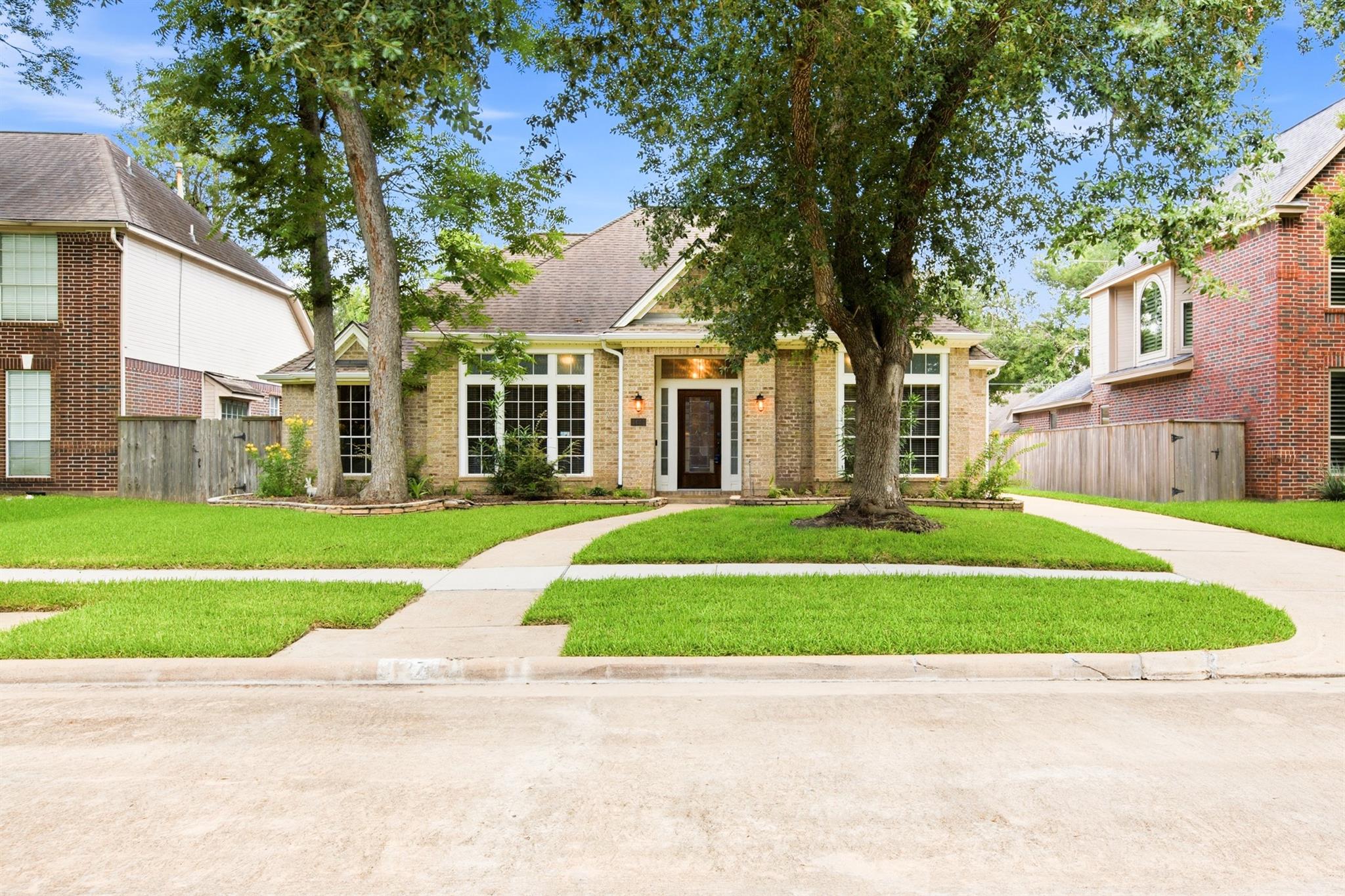 1127 Glendale Drive