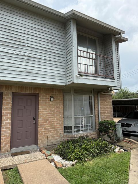Photo of 9350 Country Creek Drive #1, Houston, TX 77036 (MLS # 89816264)