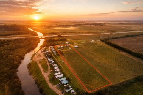 Vacant Land For Sale - 11709 County Road 581<br/> Santa Fe, TX 77510