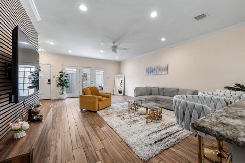 Photo of 660 Wilcrest Drive #660, Houston, TX 77042 (MLS # 41490361)
