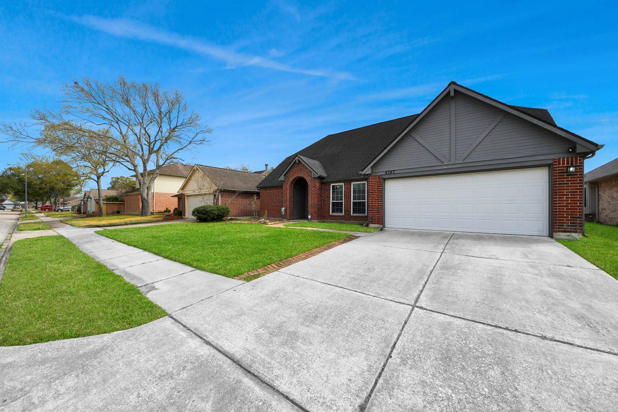 4747 Widerop Lane