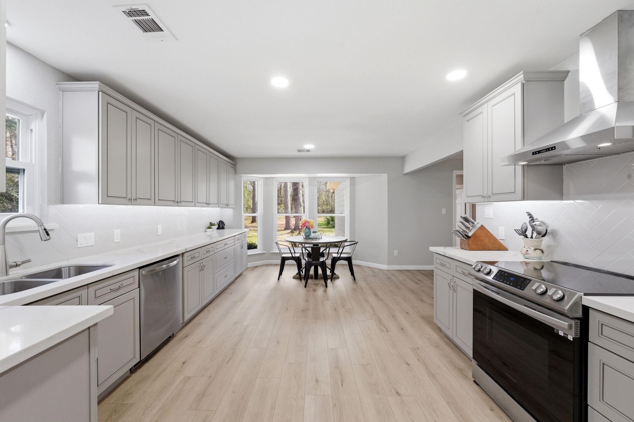 5222 Ranch Hill Drive