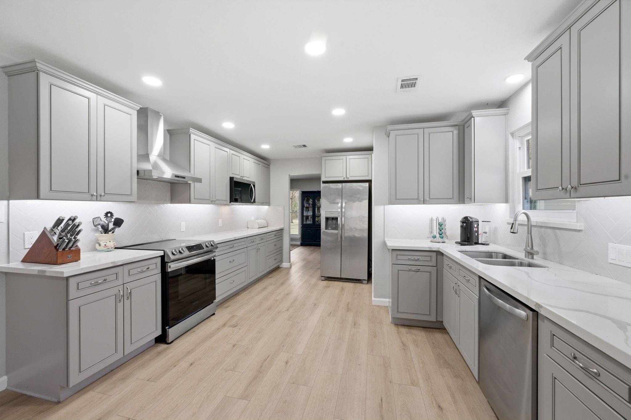 5222 Ranch Hill Drive