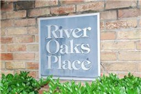 Photo of 1201 Mcduffie Street #173, Houston, TX 77019 (MLS # 87303660)