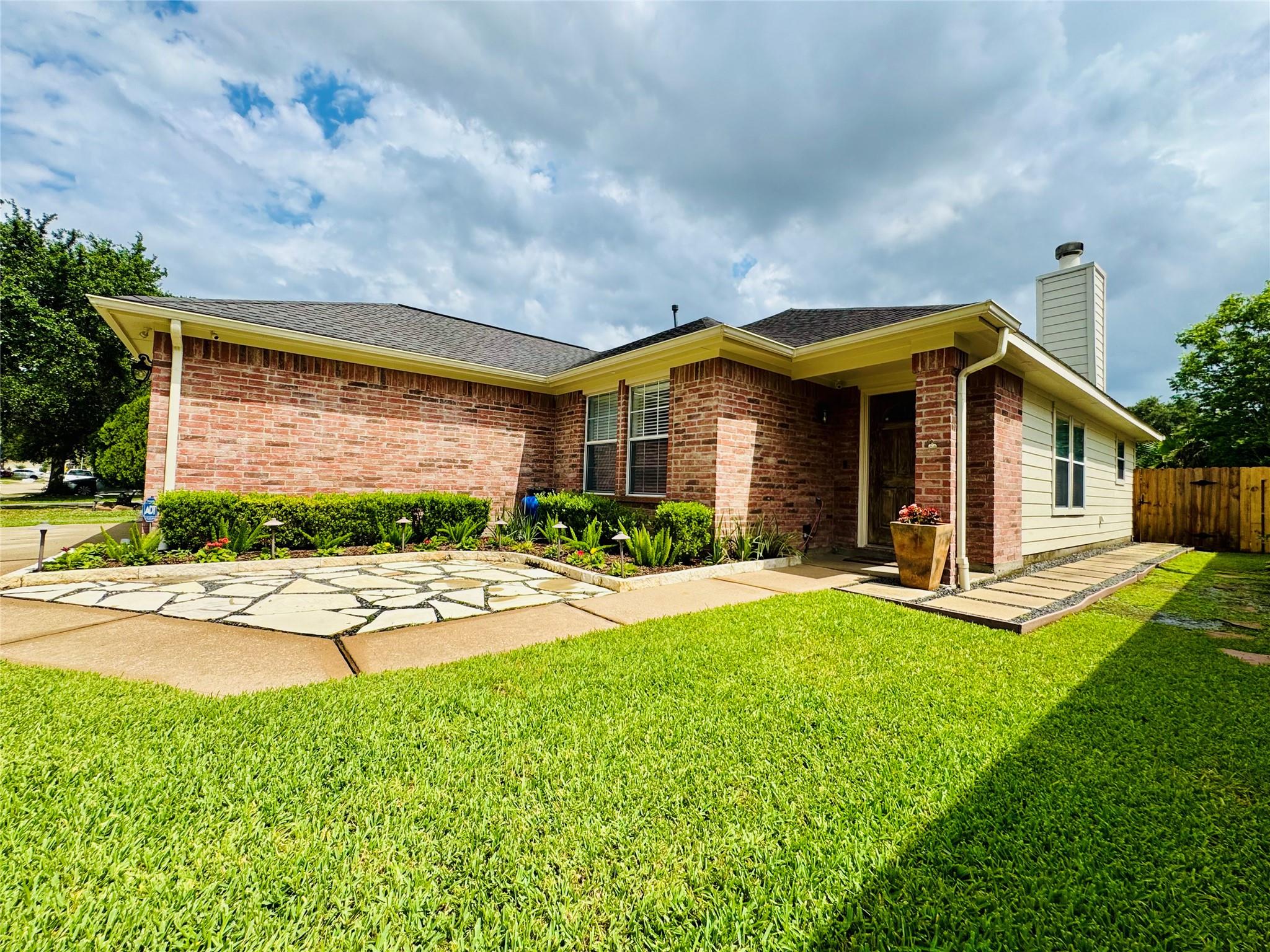 19347 Otter Trail Court