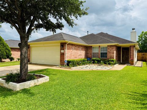 Photo of 19347 Otter Trail Court, Katy, TX 77449 (MLS # 65752281)