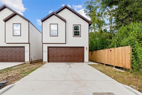 Photo of 6723 Cohn Street, Houston, TX 77091 (MLS # 79861152) Photo of 6723 Cohn Street, Houston, TX 77091 (MLS # 79861152)