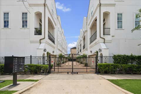Homes For Sale - 1244 W 23rd Street<br/> Houston, TX 77008