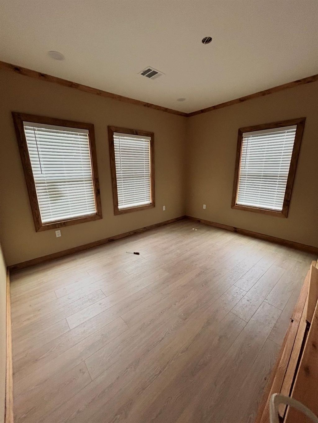 Photo of 1046 Paso Hondo, San Antonio, TX 78202 (MLS # 77616749)