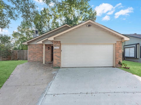 Photo of 20038 Bambiwoods Drive, Humble, TX 77346 (MLS # 94684272)