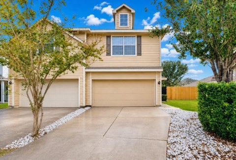 Townhouse For Rent - 16659 Newglen Lane<br/> Houston, TX 77084
