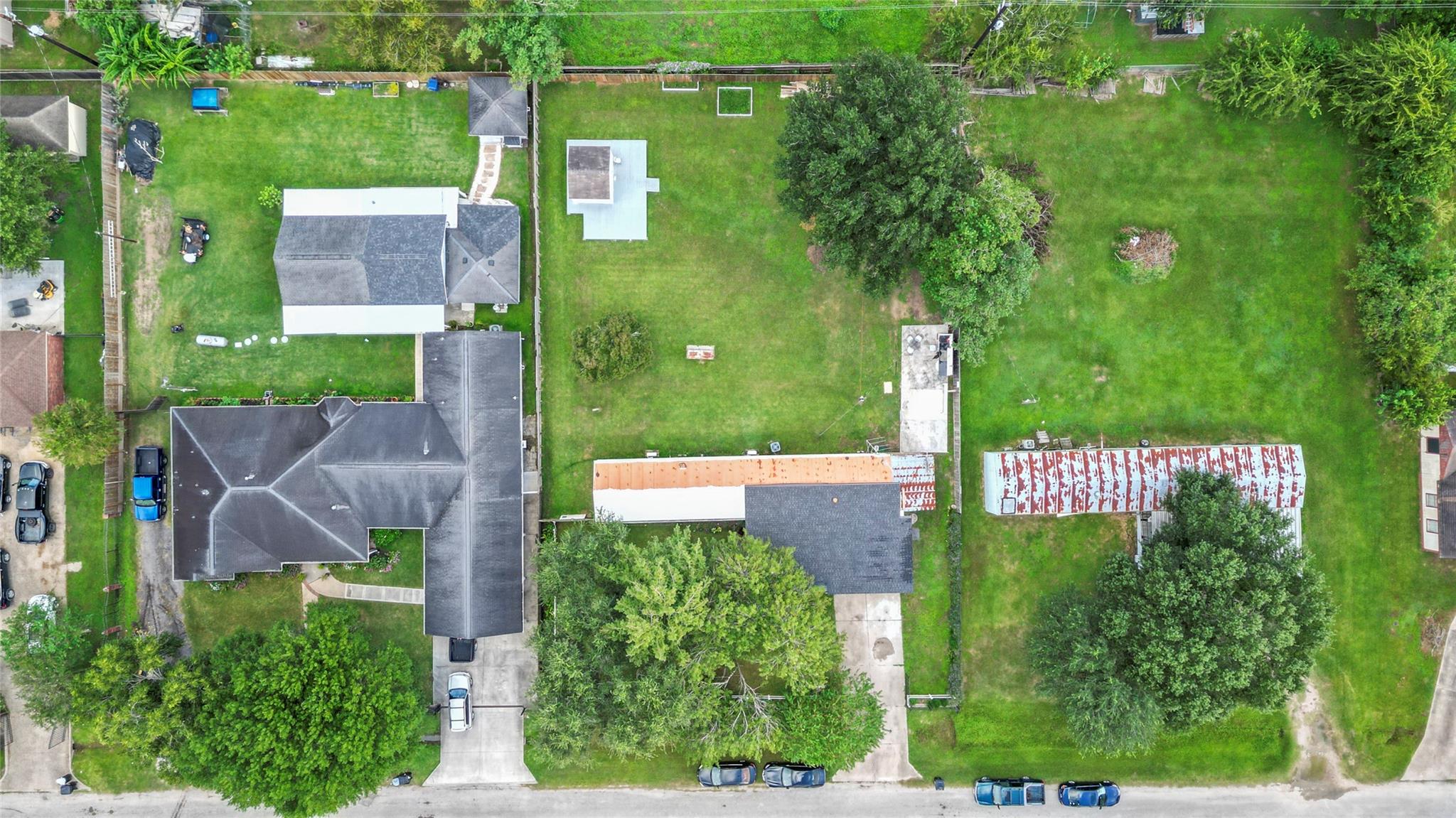 22202 Maplewood Drive