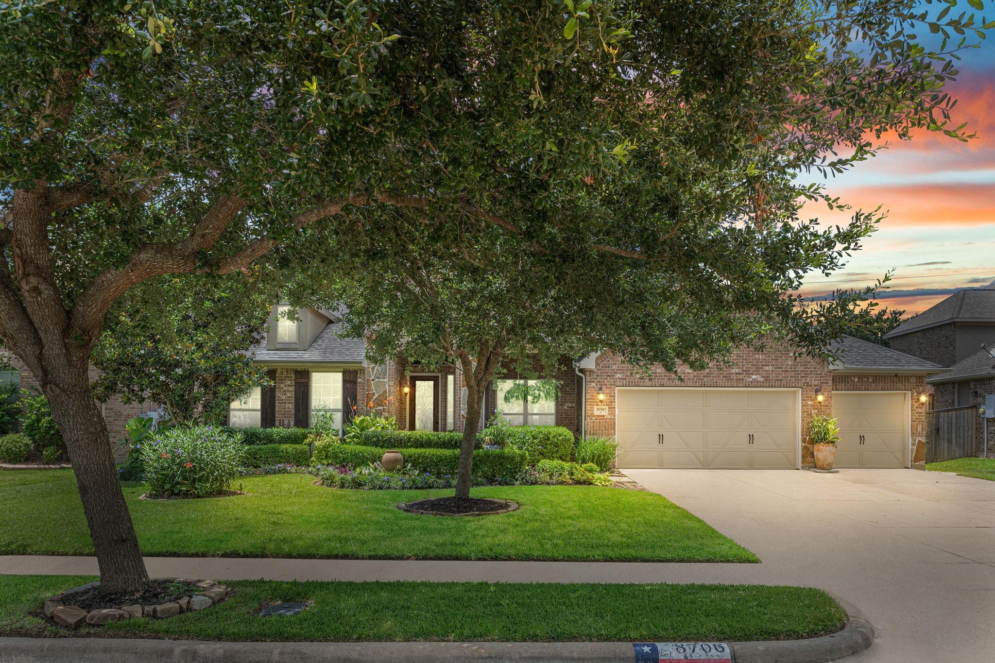 8706 Rampart Point Drive