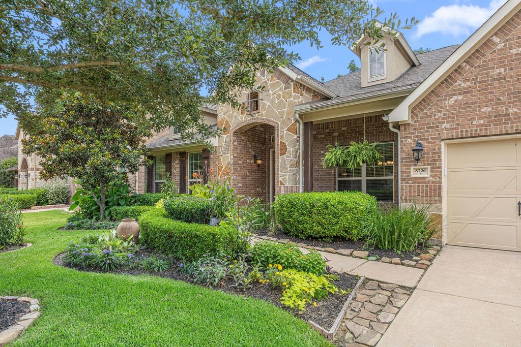 Photo of 8706 Rampart Point Drive, Richmond, TX 77406 (MLS # 7276828)