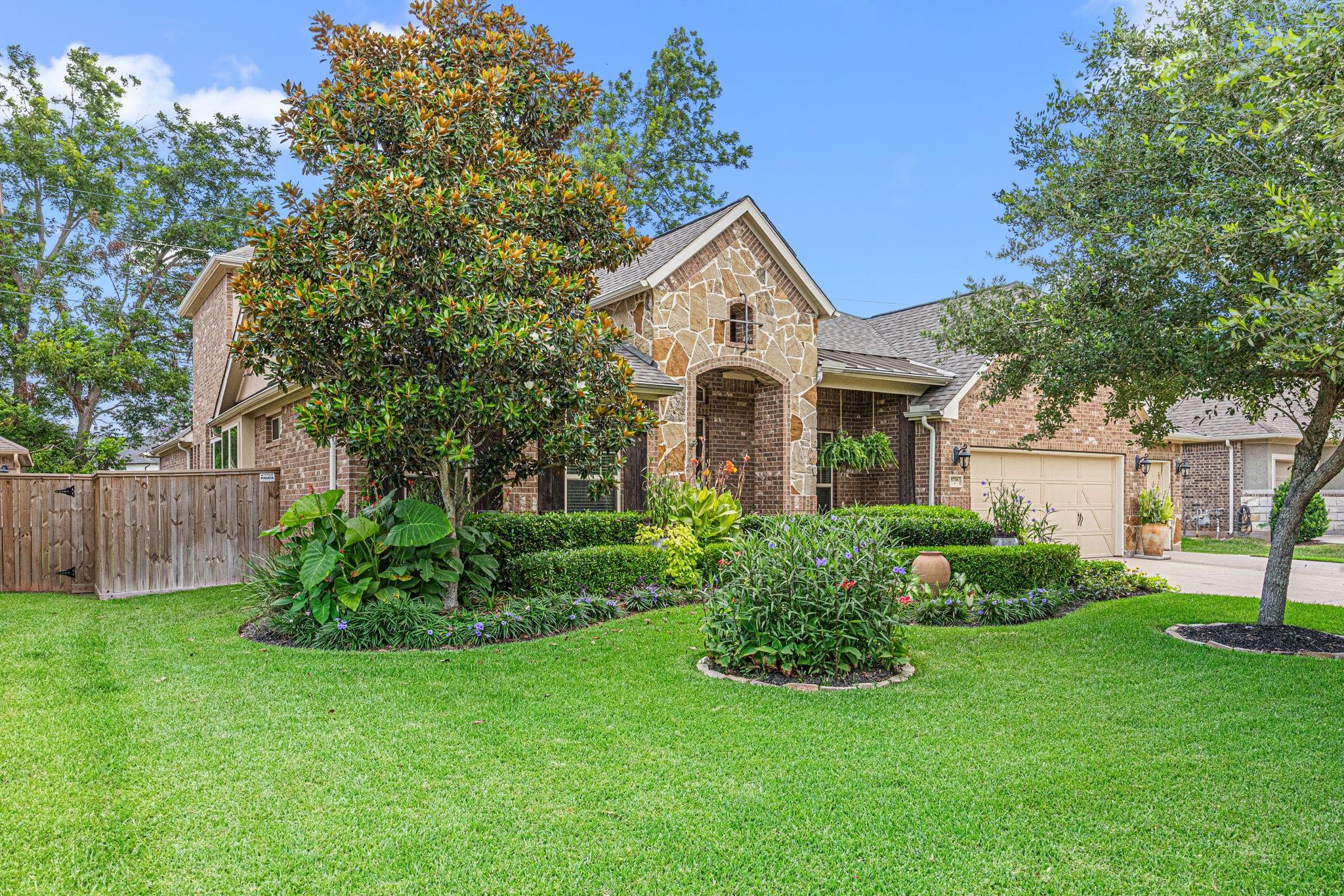 8706 Rampart Point Drive