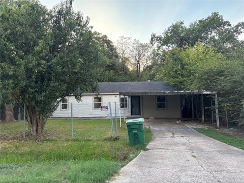 Photo of 10010 Cathedral Drive, Houston, TX 77051 (MLS # 66207204)