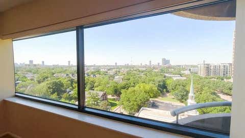 Condo For Sale - 5000 Montrose Boulevard #11B<br/> Harris County, Houston, TX 77006