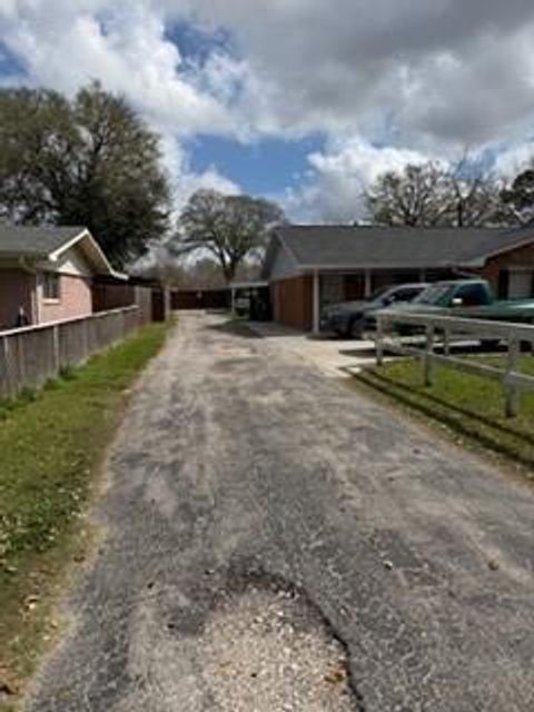 Tiny photo for 9727 Radiio Street, Houston, TX 77075 (MLS # 58542484)