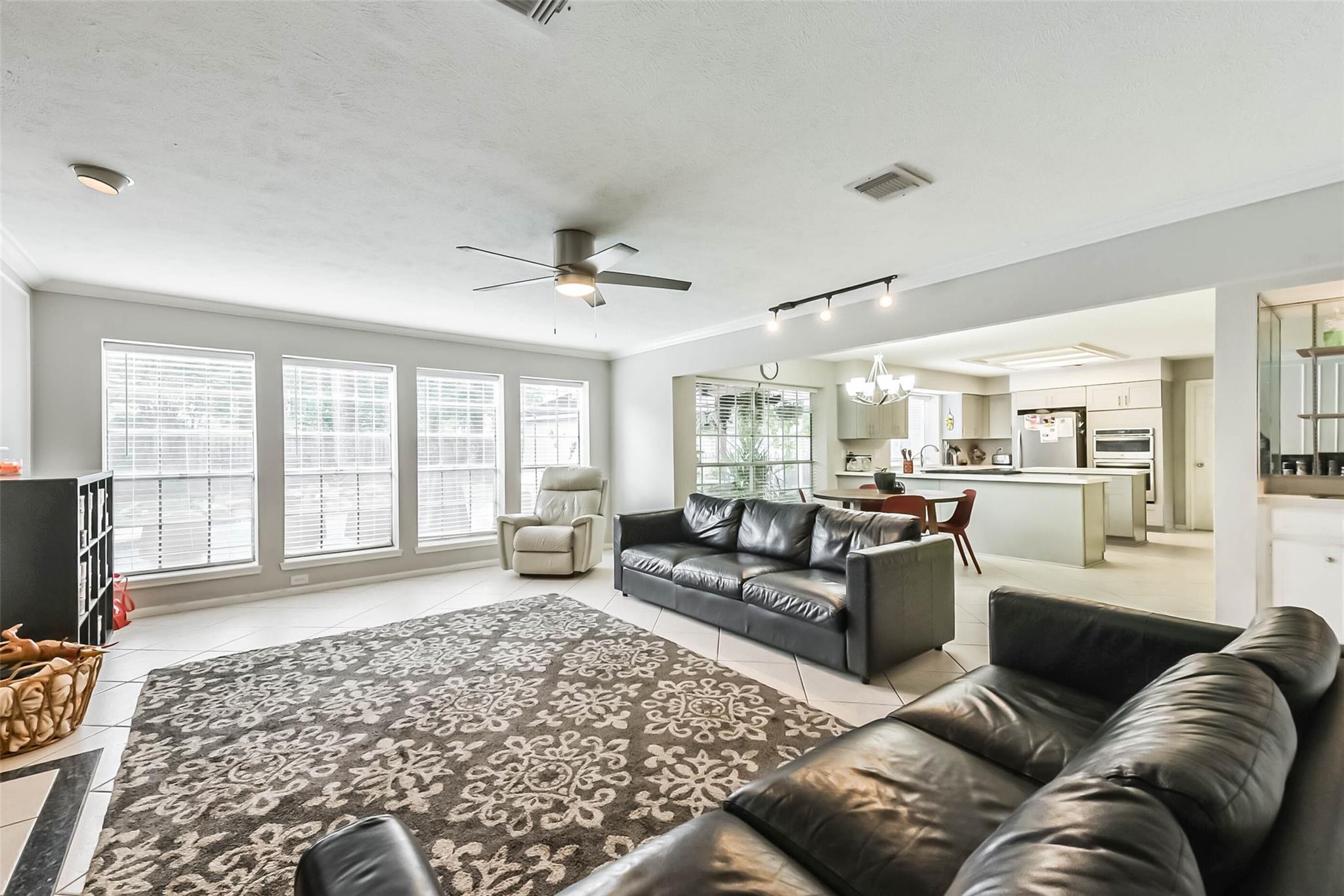 3319 Woodland View Drive