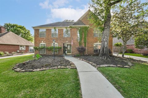 3319 Woodland View Drive Houston TX 77345