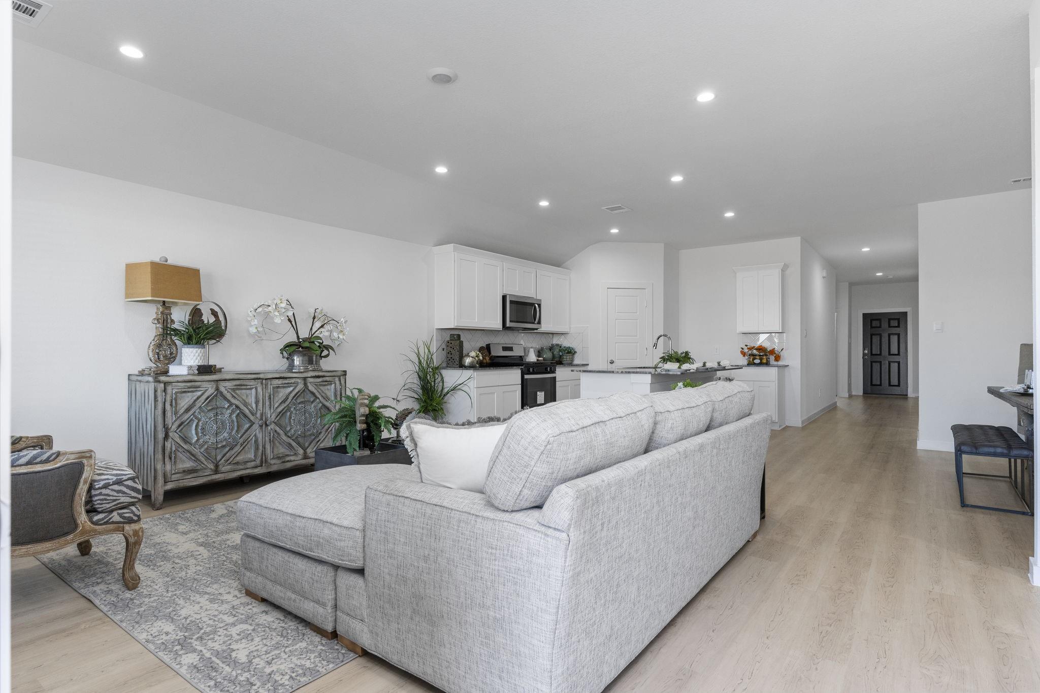 7728 Evening Emerald