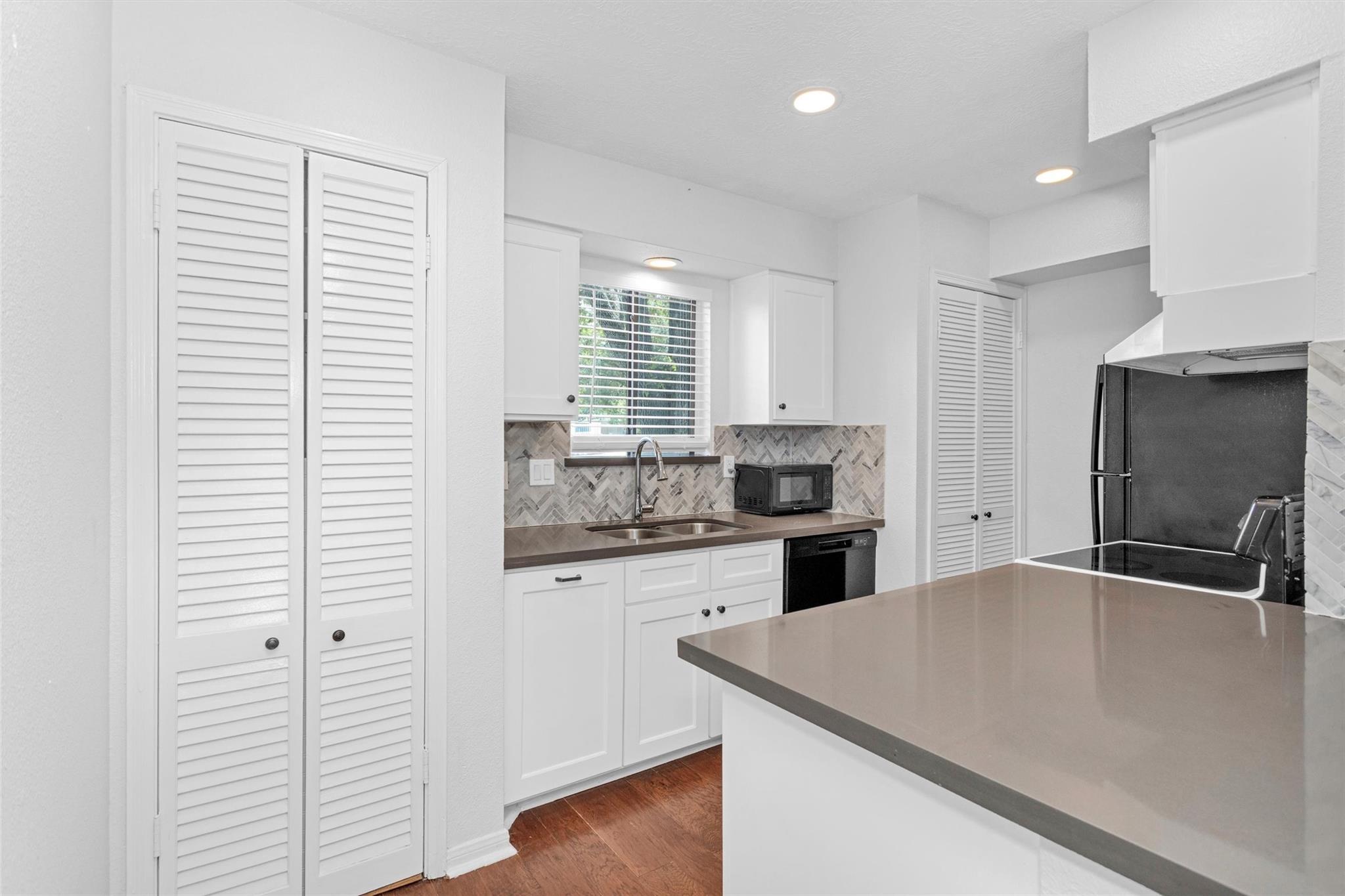 12100 Melville Drive 708G