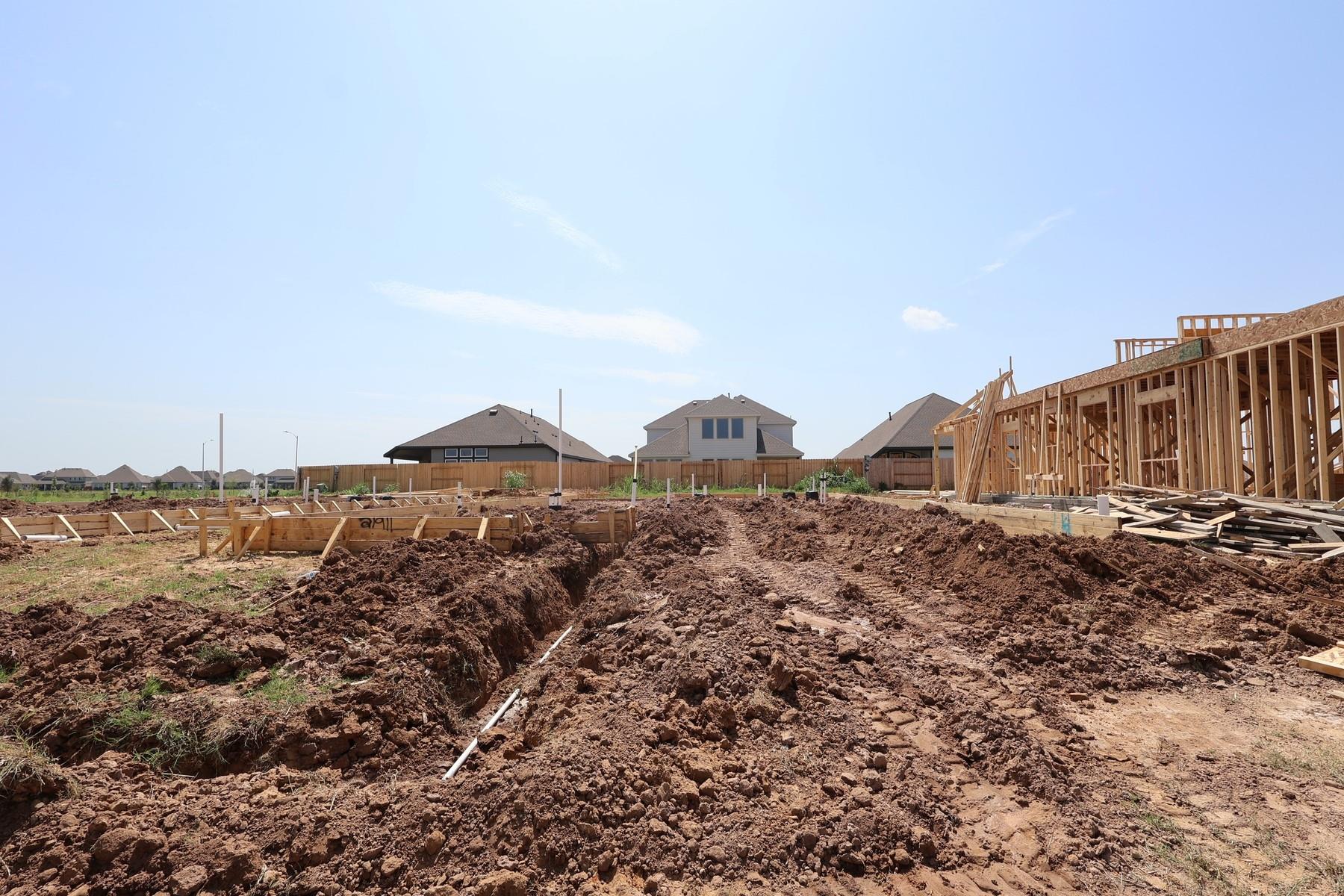 21911 Iris Colony Drive