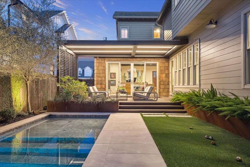 Photo of 1823 Arlington Street, Houston, TX 77008 (MLS # 77925731)