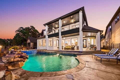 Photo of 161 Westlake Point, Montgomery, TX 77356 (MLS # 24267774)