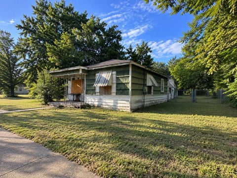 Photo of 5407 San Juan Street, Houston, TX 77020 (MLS # 65104142)