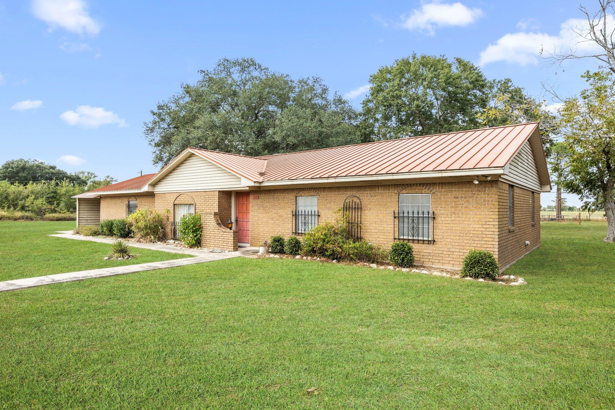182 Lakeview 2 Road