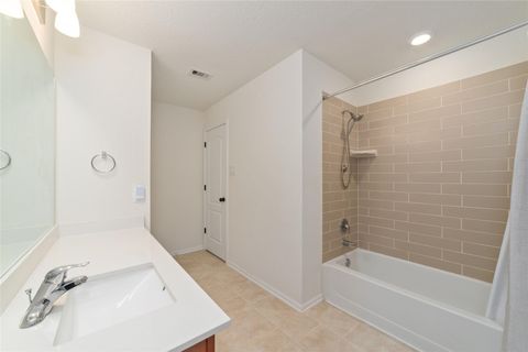 Tiny photo for 25414 Whitehaven Gate Street, Katy, TX 77493 (MLS # 74478617)