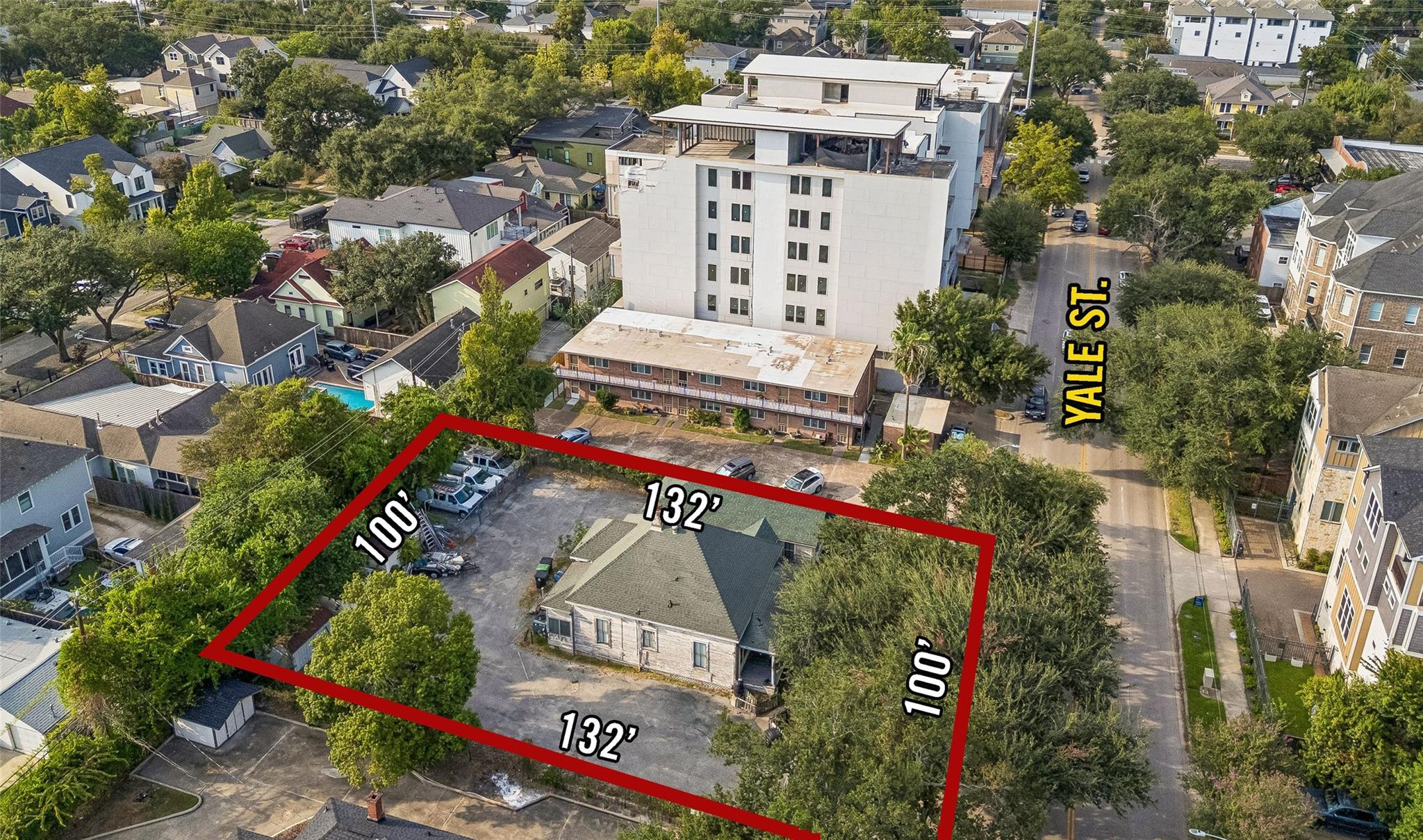 811 Yale Street