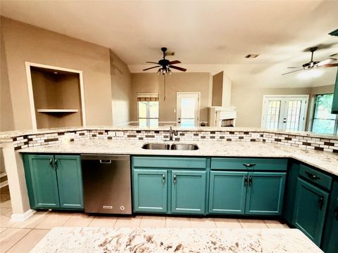 Tiny photo for 10435 Claybrook Drive, Houston, TX 77089 (MLS # 95603752)