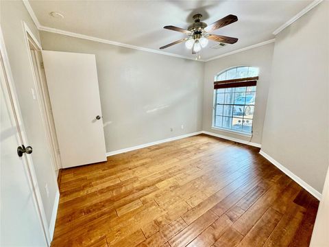 Tiny photo for 10435 Claybrook Drive, Houston, TX 77089 (MLS # 95603752)