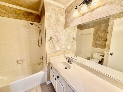 Tiny photo for 10435 Claybrook Drive, Houston, TX 77089 (MLS # 95603752)