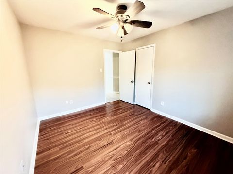 Tiny photo for 10435 Claybrook Drive, Houston, TX 77089 (MLS # 95603752)
