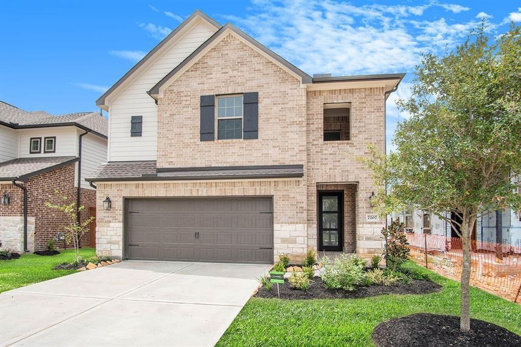 Photo of 7207 Winterberry Glen Lane, Katy, TX 77493 (MLS # 19176424)