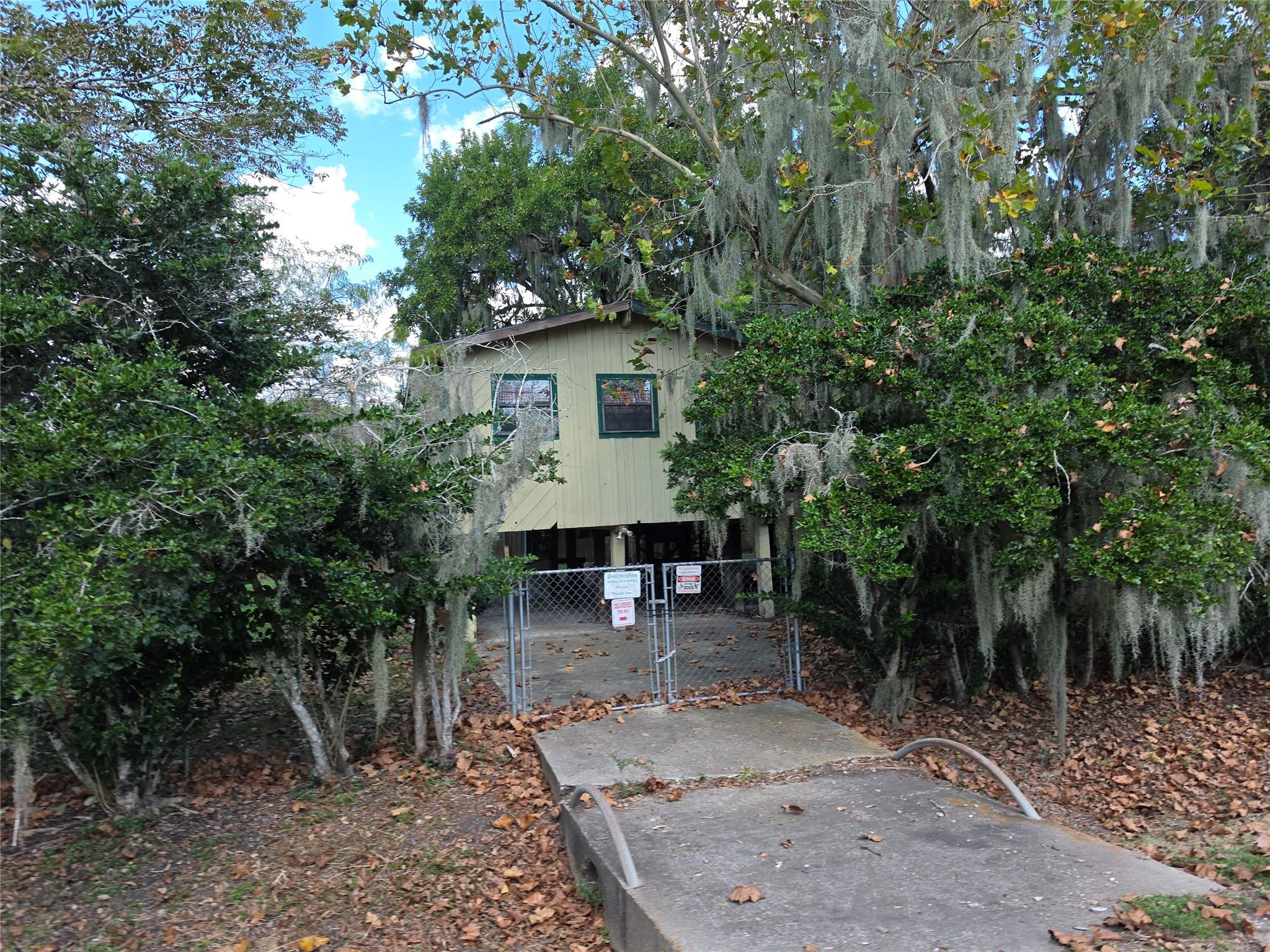 20511 Lake Forest Drive E