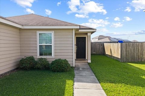 Tiny photo for 5727 Treasure Cove Road, Cove, TX 77523 (MLS # 58769814)