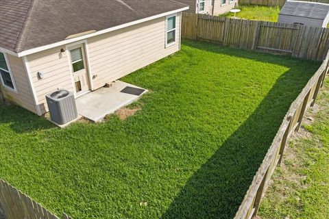 Tiny photo for 5727 Treasure Cove Road, Cove, TX 77523 (MLS # 58769814)
