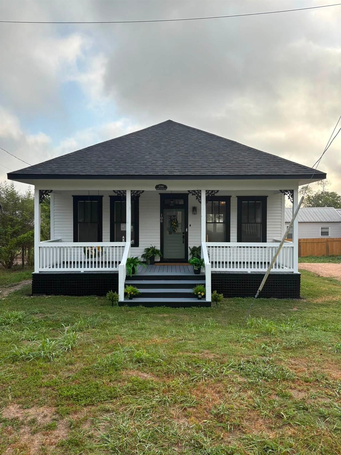 106 N Scott Street