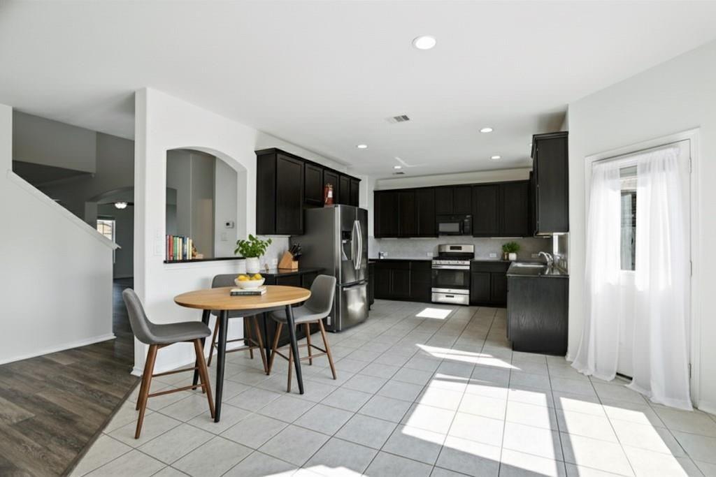 22902 Jetty Manor Lane