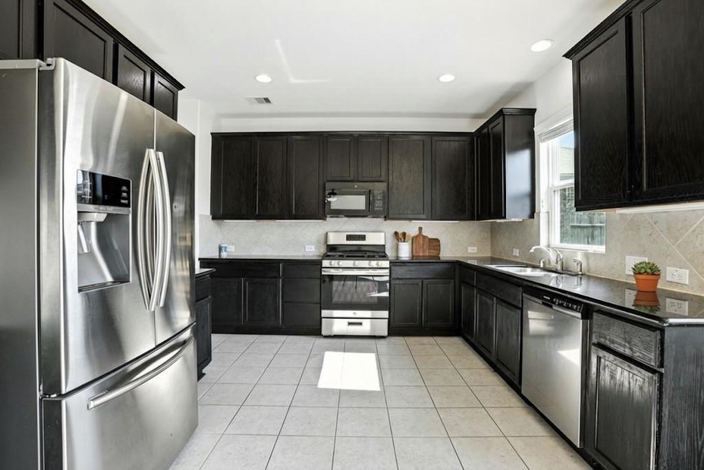 22902 Jetty Manor Lane