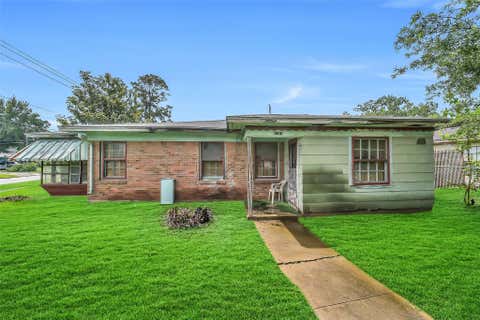 Photo of 8101 Howard Drive, Houston, TX 77017 (MLS # 1054945)